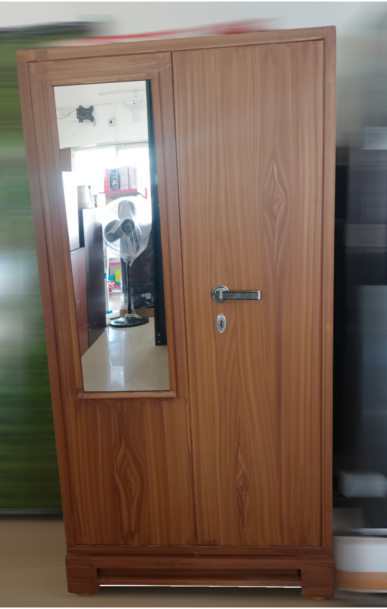 
												
												5 1/2 feet steel bero 