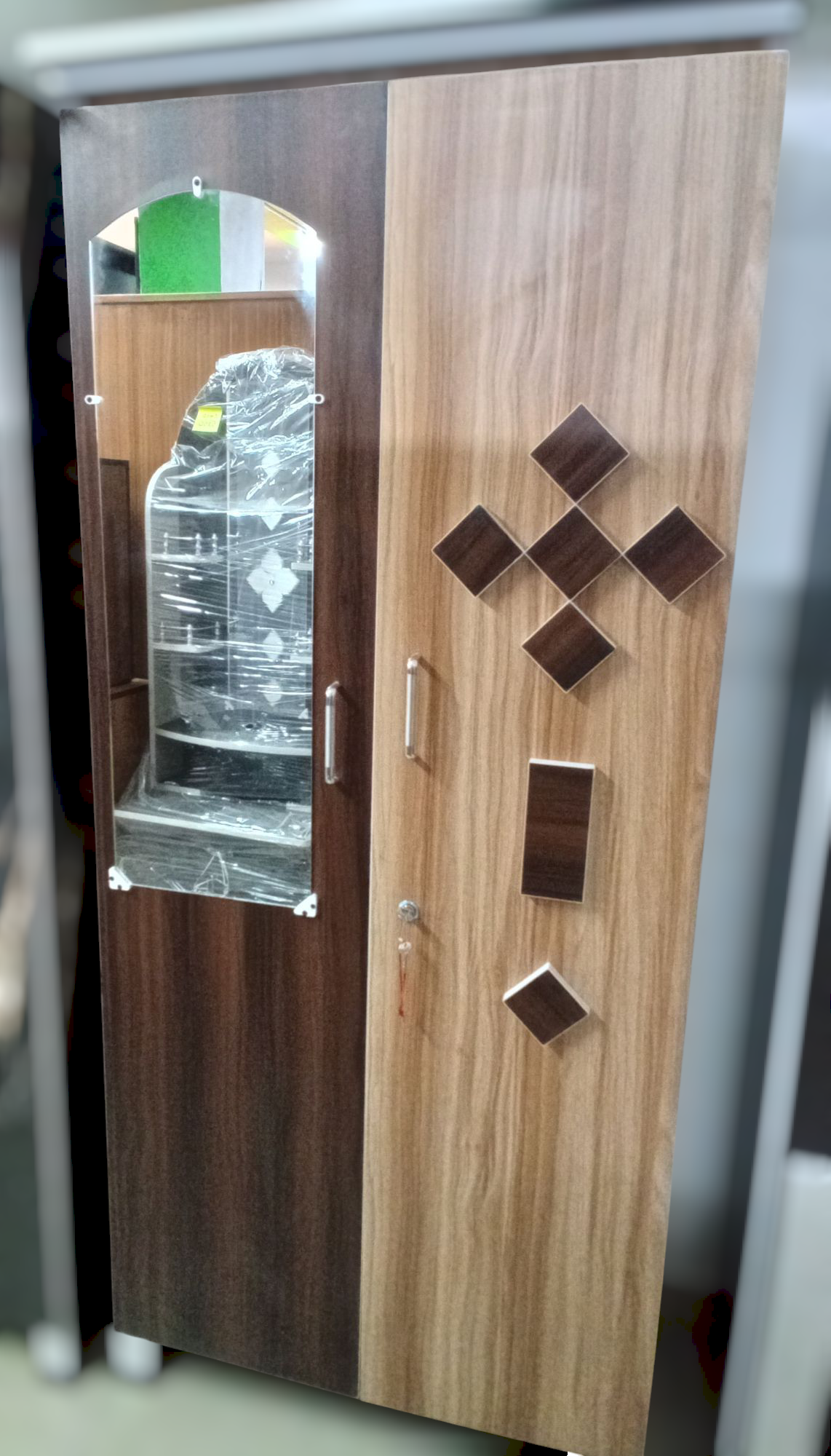 
												
												6 1/2 feet wooden bero 